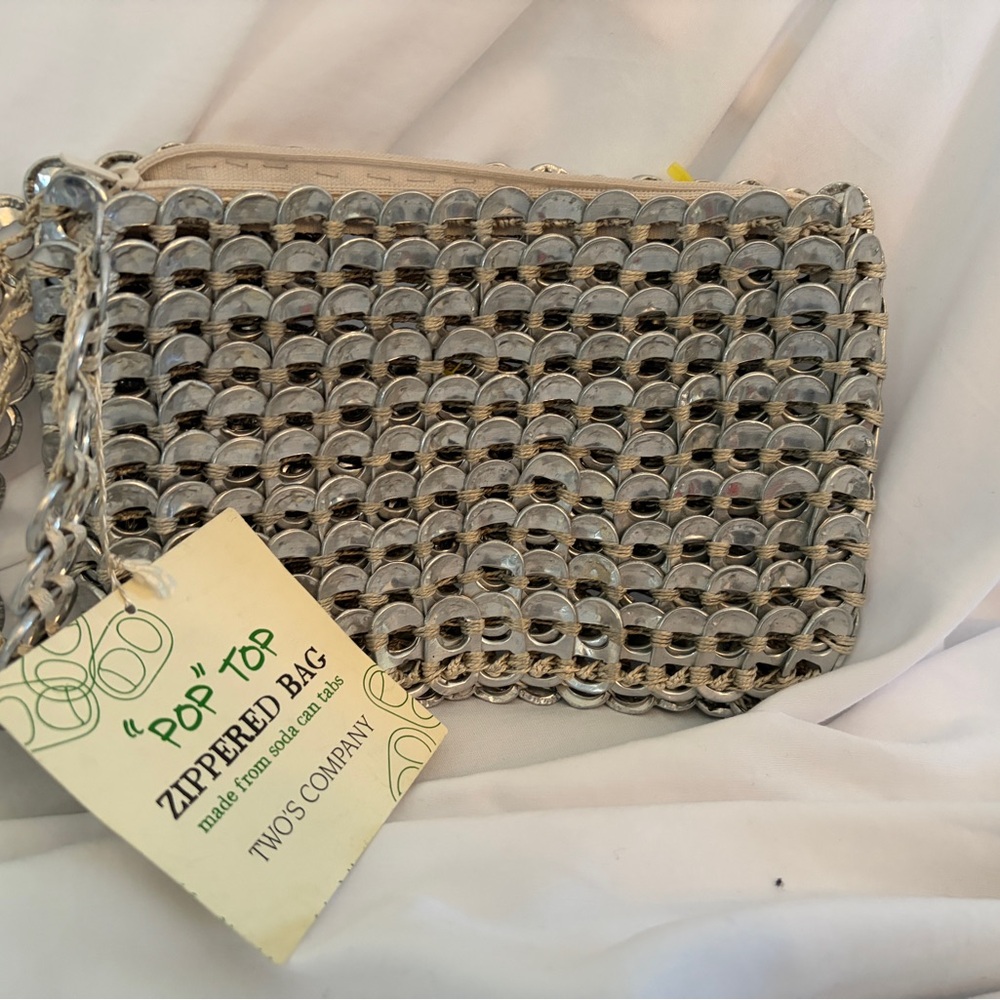 Two's Company “Pop Top” Zippered Wristlet ~ Handmade “Soda Can Tab Accents” ~NWT